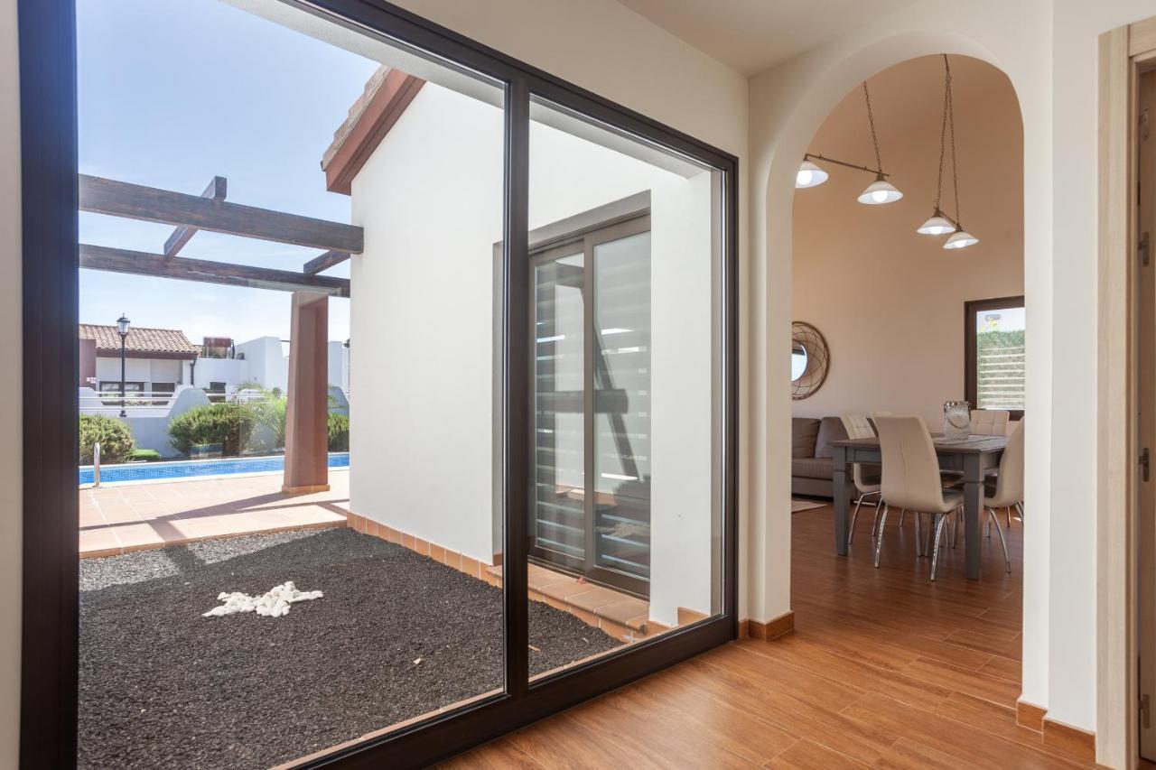 Villa Zafiro 13 Golf Private Pool Caleta De Fuste By Holidays Home Экстерьер фото