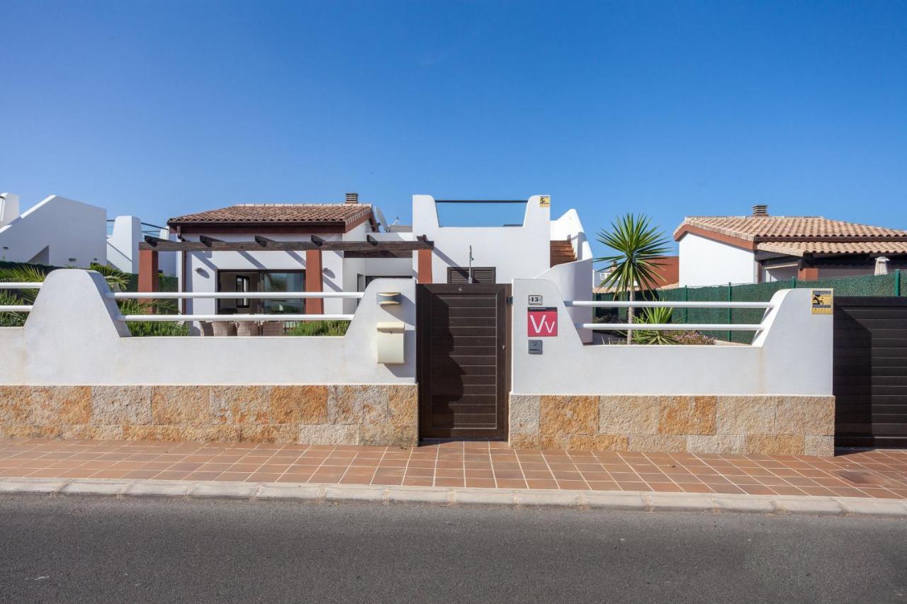 Villa Zafiro 13 Golf Private Pool Caleta De Fuste By Holidays Home Экстерьер фото